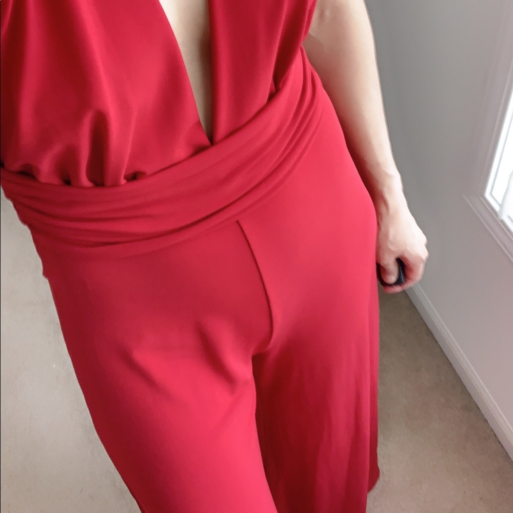 Deep V  Neckline Jumpsuit RED - Picture 6 of 7